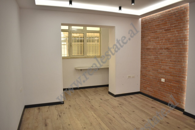 Apartament ne shitje prane Sheshit Wilson ne Tirane